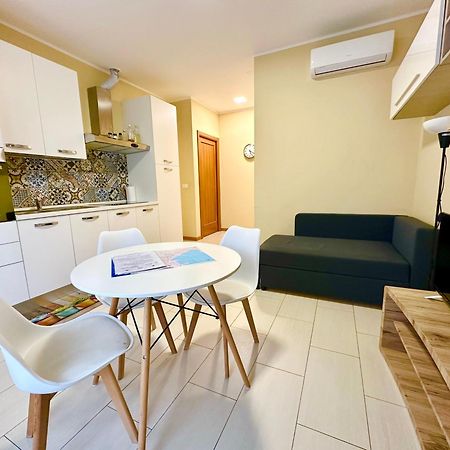 Aparthotel Grab A Flat In Coroneo Triest Exterior foto